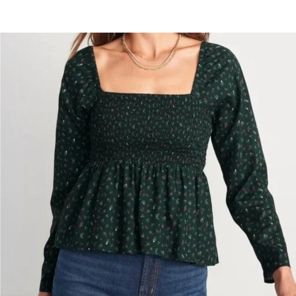 Old Navy Smocked Babydoll Top Sz. M
